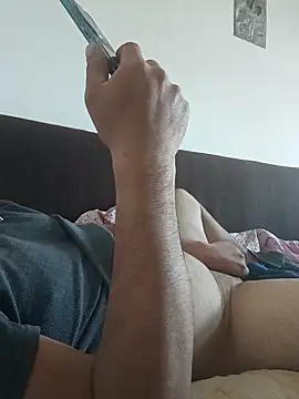 Snapshot of flr196 chatting on 03.15.26 flr196 online show from 03.15.26