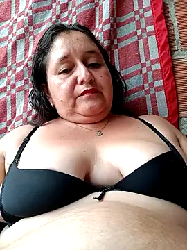 Snapshot of Dirty-Mature chatting on 10.04.25 Dirty-Mature online show from 10.04.25