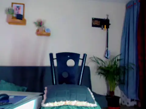 Lesly Zafiro- online show from 09.08.25