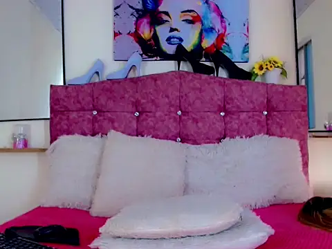 Lesly Zafiro- online show from 09.19.25