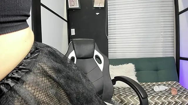 SamaraAnders  online show from 11.01.25