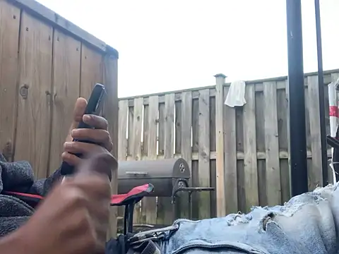 Snapshot of Insurance-03 chatting on 10.01.25 Insurance-03 online show from 10.01.25