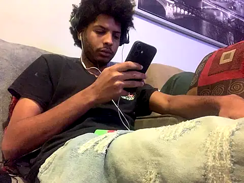 Snapshot of Insurance-03 chatting on 10.13.25 Insurance-03 online show from 10.13.25