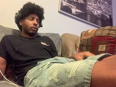 Snapshot of Insurance-03 chatting on 10.14.25 Insurance-03 online show from 10.14.25