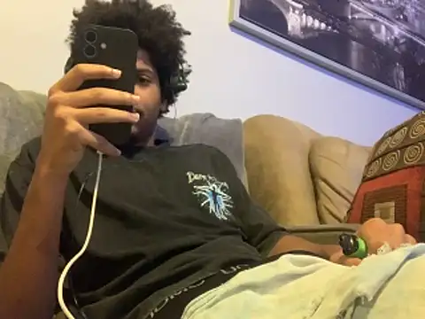 Snapshot of Insurance-03 chatting on 10.17.25 Insurance-03 online show from 10.17.25