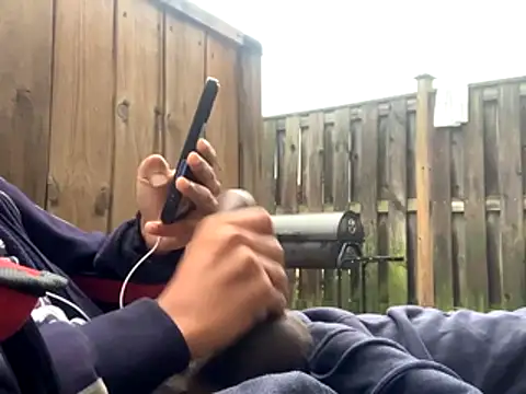 Snapshot of Insurance-03 chatting on 10.19.25 Insurance-03 online show from 10.19.25