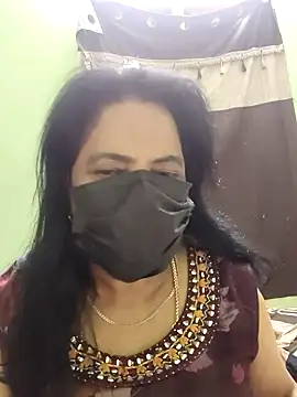 Snapshot of mallu-lover chatting on 09.13.25 mallu-lover online show from 09.13.25