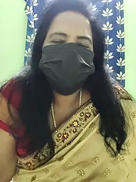 Snapshot of mallu-lover chatting on 10.01.25 mallu-lover online show from 10.01.25