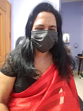 Snapshot of mallu-lover chatting on 10.06.25 mallu-lover online show from 10.06.25