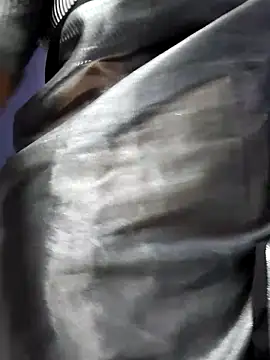 Snapshot of mallu-lover chatting on 10.09.25 mallu-lover online show from 10.09.25