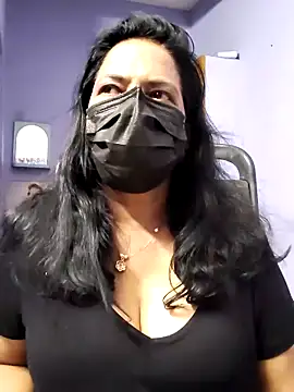 Snapshot of mallu-lover chatting on 10.15.25 mallu-lover online show from 10.15.25