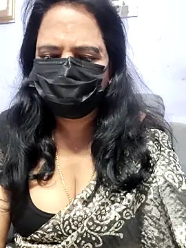 Snapshot of mallu-lover chatting on 10.30.25 mallu-lover online show from 10.30.25