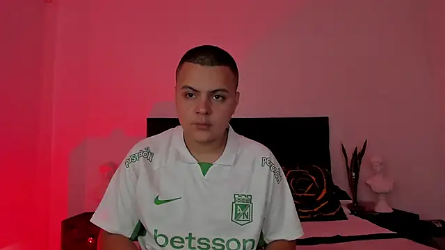 NoahLux online show from 09.17.25