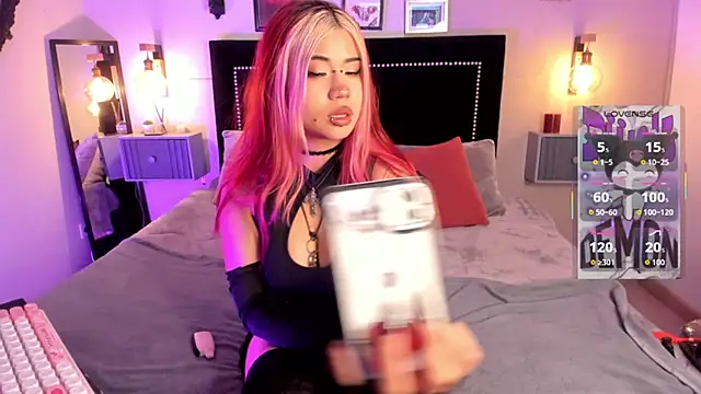 pinkk deemon online show from 04.17.26