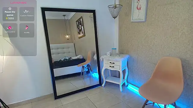 Miladiosa online show from 10.24.25