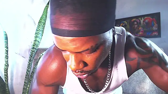 MrByronStallion online show from 10.11.25