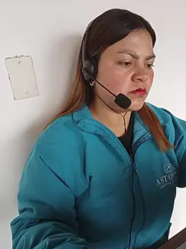 LUCIANA  99 online show from 09.30.25