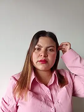 LUCIANA  99 online show from 11.04.25