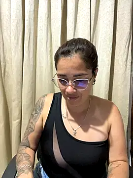 Snapshot of Camila_Garcia_ chatting on 11.12.25 Camila Garcia online show from 11.12.25