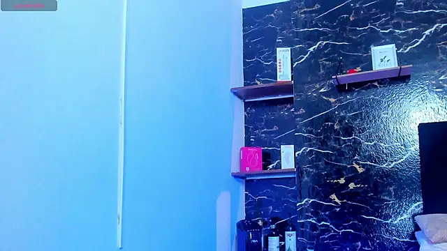 lyan hots online show from 09.16.25