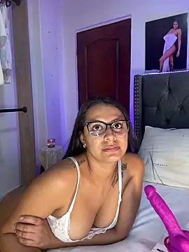 ema zoe online show from 03.17.26