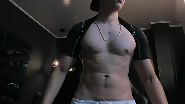 Snapshot of Eryonbradley chatting on 10.14.25 Eryonbradley online show from 10.14.25