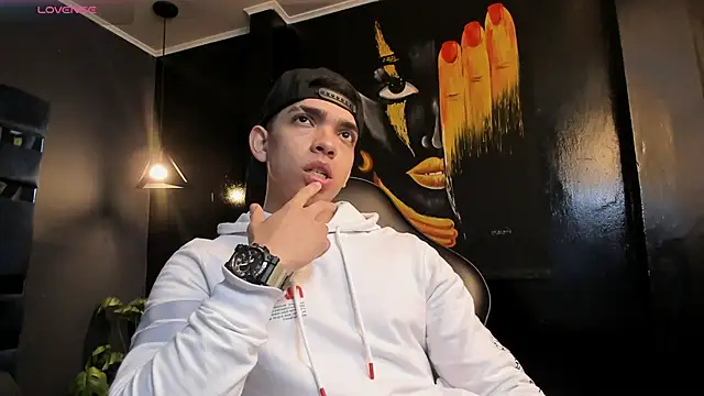 Eryonbradley online show from 11.10.25