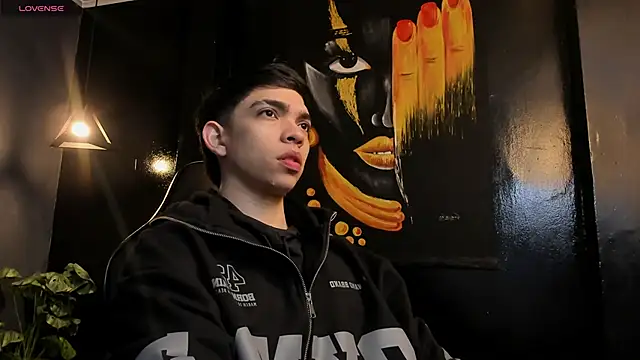 Eryonbradley online show from 11.13.25