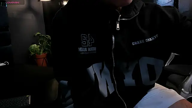 Eryonbradley online show from 01.07.26