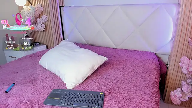 veronica hill  online show from 03.25.26