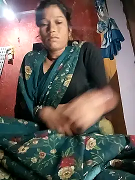 Snapshot of Sonam_pandeyji chatting on 10.16.25 Sonam pandeyji online show from 10.16.25