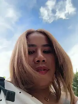 Snapshot of Kath_C chatting on 05.16.26 Kath C online show from 05.16.26