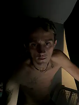 Snapshot of StoneyCam chatting on 09.13.25 StoneyCam online show from 09.13.25