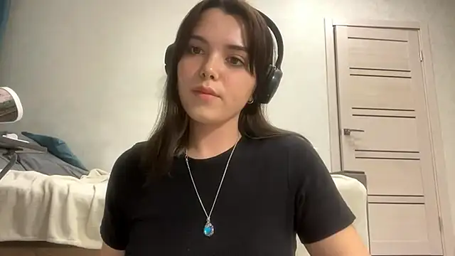 PUP PUP Sea online show from 09.24.25