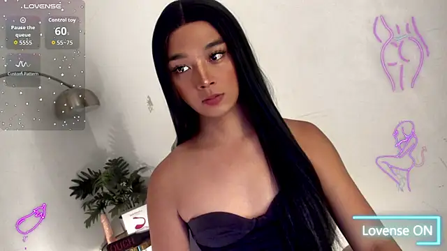 Snapshot of TrinityFucksYou chatting on 09.29.25 TrinityFucksYou online show from 09.29.25