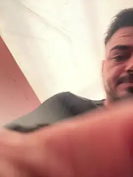 imooLoov online show from 10.31.25