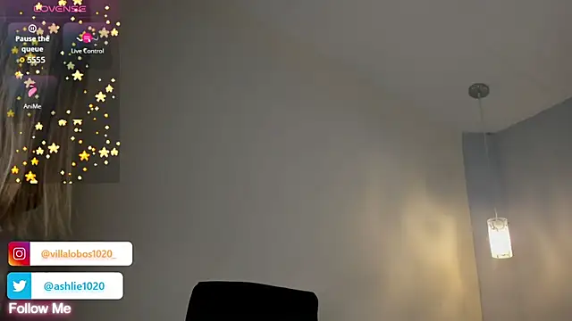 MiaVillalobos online show from 10.29.25