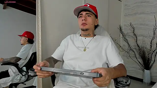 JamesDeker online show from 09.20.25