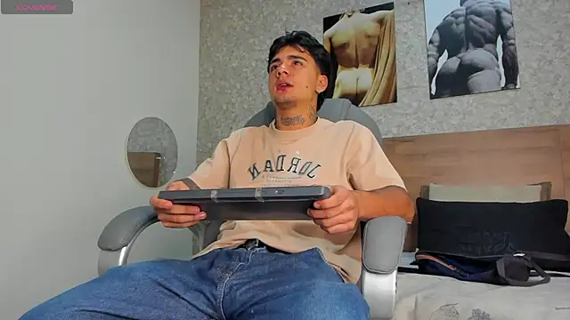 JamesDeker online show from 10.13.25