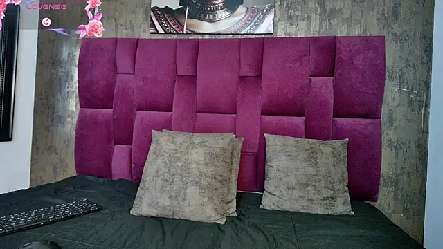 sophiasweet  1 online show from 10.07.25