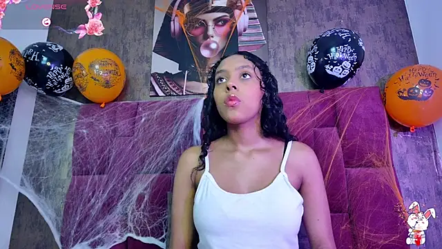 sophiasweet  1 online show from 10.24.25