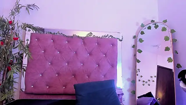 JulianaCarter online show from 04.21.26