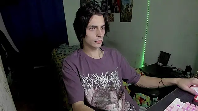 Snapshot of golden_ryyan chatting on 06.11.26 golden ryyan online show from 06.11.26