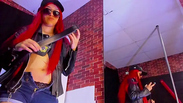 Snapshot of michaelmistress chatting on 10.01.25 michaelmistress online show from 10.01.25