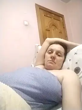 KimmyAghora online show from 12.15.25