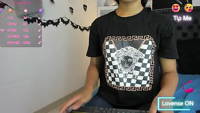 ScarlettVell online show from 10.10.25