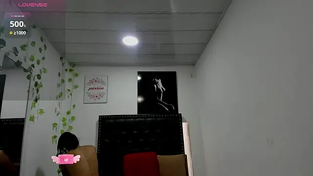 ScarlettVell online show from 11.30.25