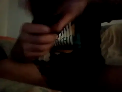 Snapshot of Feistysausage chatting on 11.05.25 Feistysausage online show from 11.05.25