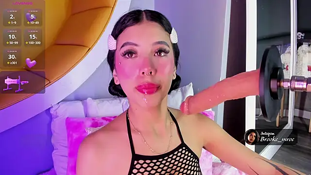 Snapshot of Brooke_monroe chatting on 02.10.26 Brooke monroe online show from 02.10.26