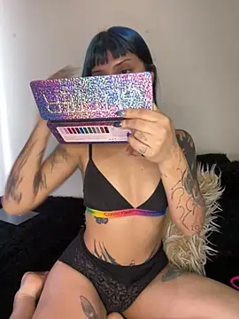 ZoeRaven Pink online show from 10.22.25